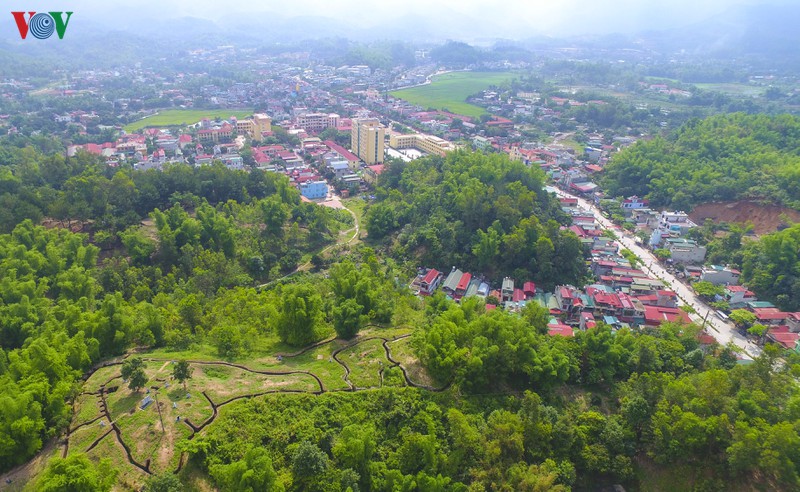 mo man tran dien bien phu: canh cua thep him lan hom qua va hom nay  hinh 2
