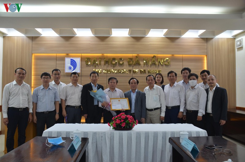 "thuong nong" sang kien ngua covid-19 cua nguyen thu truong gd&dt  hinh 1