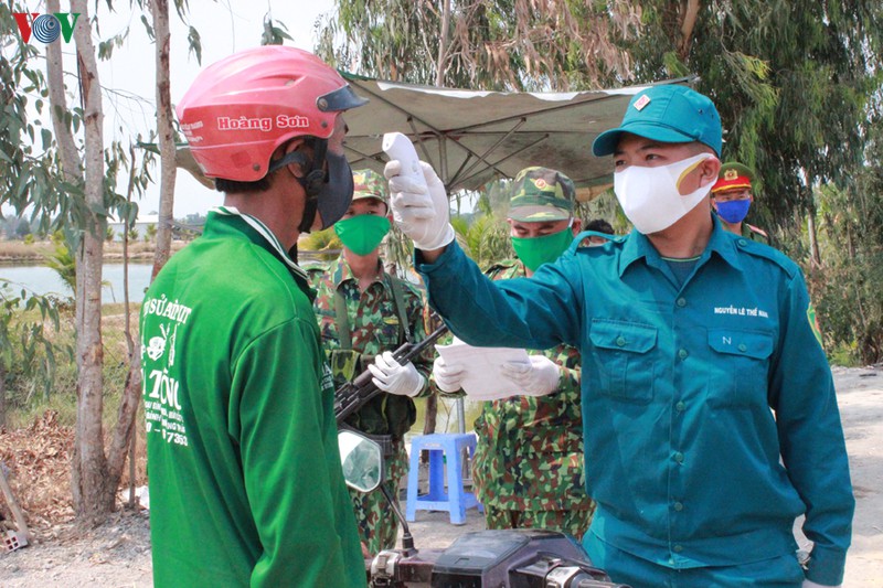 luy thep bien phong chong dich tuyen bien gioi tay nam hinh 10