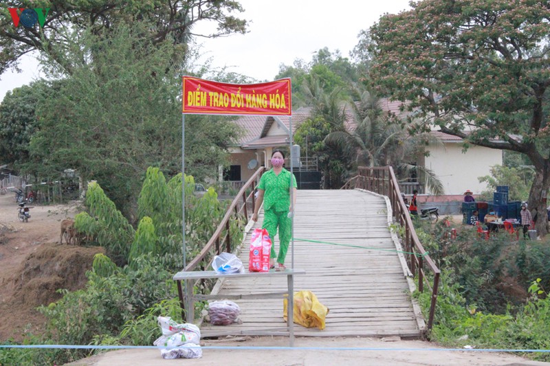 luy thep bien phong chong dich tuyen bien gioi tay nam hinh 14