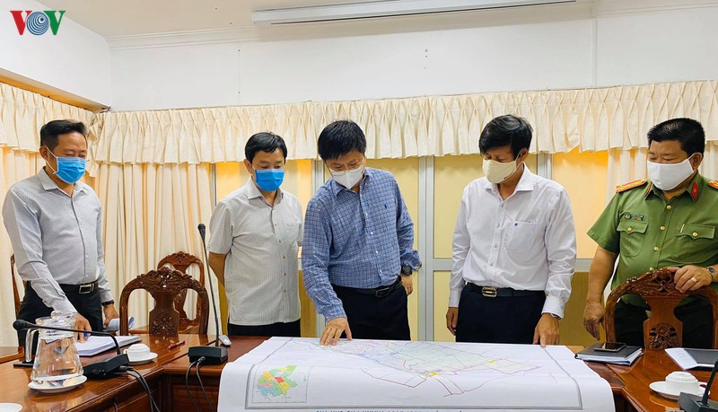 nguoi dan khu vuc dbscl thuc hien nghiem chinh chi thi 16 cua chinh phu hinh 1