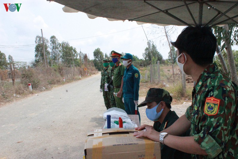 luy thep bien phong chong dich tuyen bien gioi tay nam hinh 9