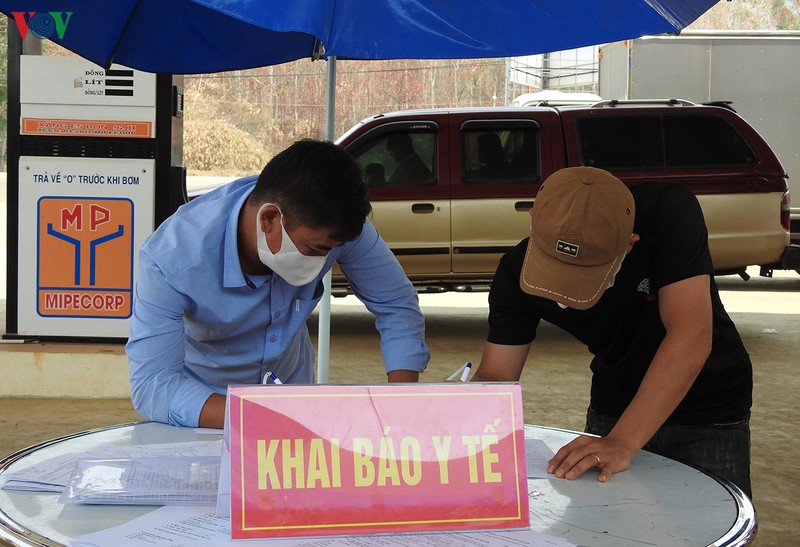 tinh kon tum kiem soat chat cac tuyen giao thong phong dich covid-19 hinh 1