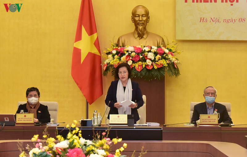 ubtv quoc hoi hop phien bat thuong, ban giai phap ung pho covid-19 hinh 2