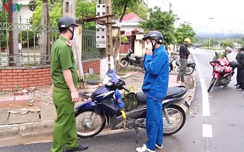 son la xu phat gan 45 trieu dong vi pham trong phong chong dich covid- 19 hinh 1