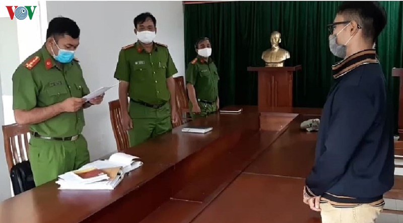 tphcm khoi to doi tuong danh nguoi khi bi nhac nho deo khau trang hinh 1