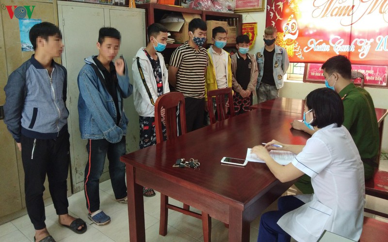 cong an binh xuyen xu phat 452 truong hop vi pham quy dinh phong dich covid-19        hinh 1
