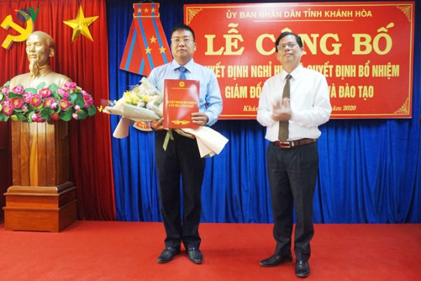 bi thu huyen uy van ninh lam giam doc so giao duc- dao tao tinh khanh hoa hinh 1