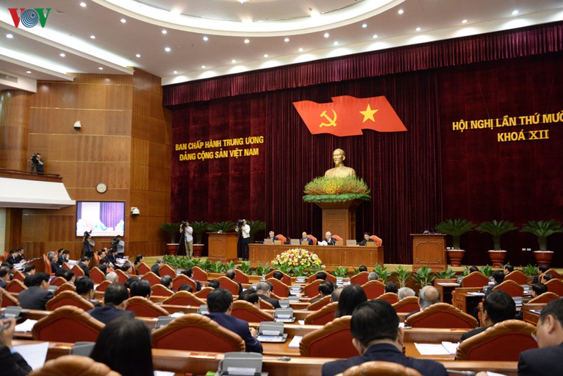 toan canh phien khai mac trong the hoi nghi trung uong 12 hinh 2