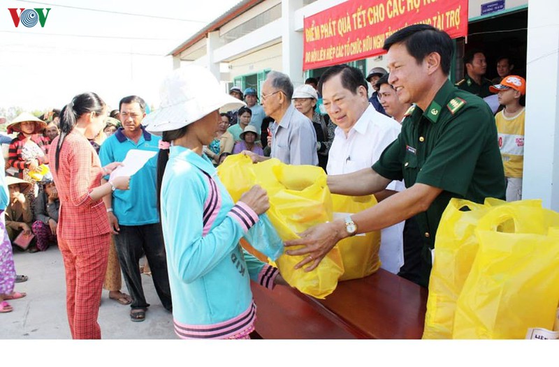 cach chuc bi thu dang uy, chinh uy bo doi bien phong tinh kien giang  hinh 2