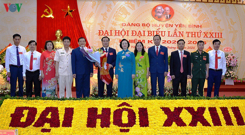 bi thu cac huyen uy yen bai tai dac cu voi so phieu tin nhiem cao hinh 2