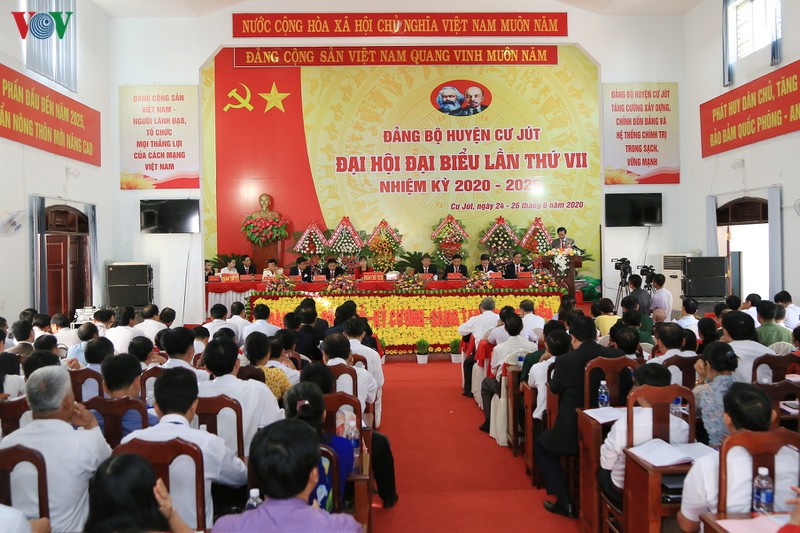 dai hoi dang bo huyen cu jut bau truc tiep chuc danh bi thu hinh 1
