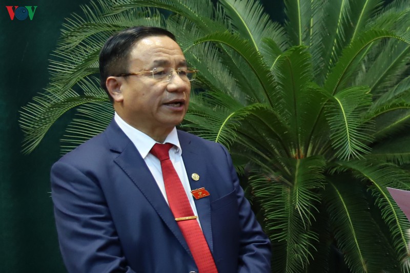 bi thu ha tinh: khong co chuyen "nhan tin, vo vai" khi dai hoi hinh 1