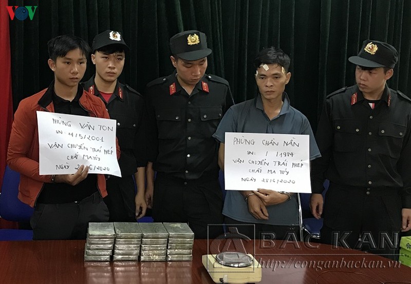 lieu linh van chuyen hon 7kg heroin hinh 1