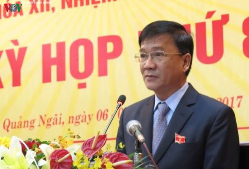 mien nhiem chuc chu tich ubnd tinh quang ngai voi ong tran ngoc cang hinh 1