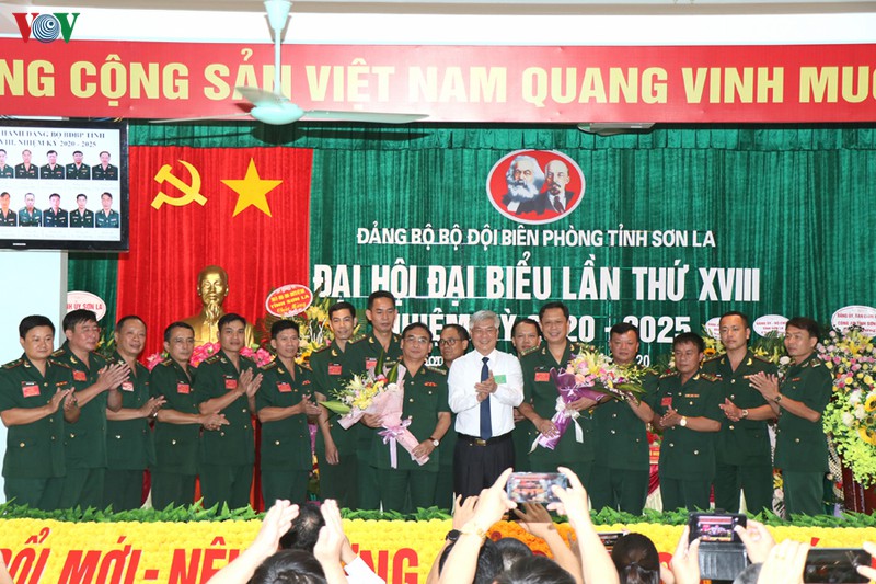 dai ta ca van lap tai dac cu bi thu dang uy bdbp tinh son la hinh 4