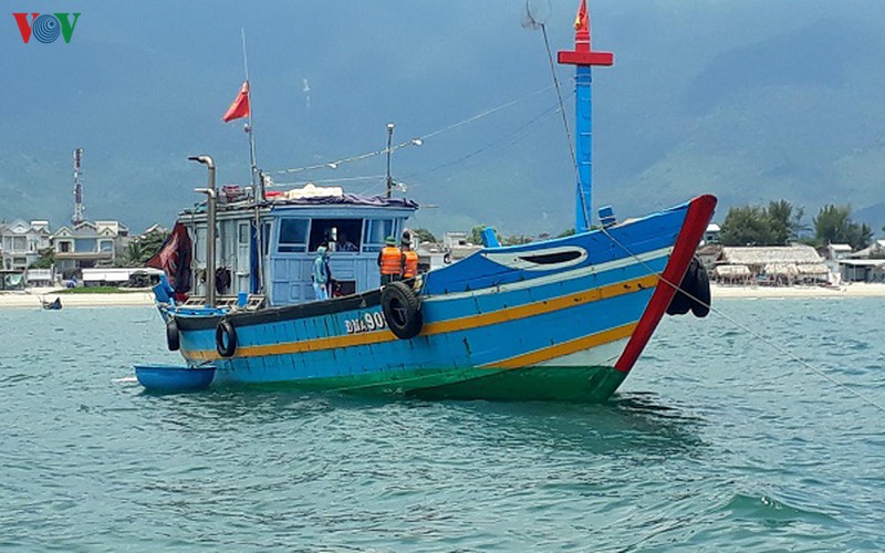 thua thien hue: phat hien 2 nguoi trung quoc tren xe khach tu ha noi vao nam hinh 1