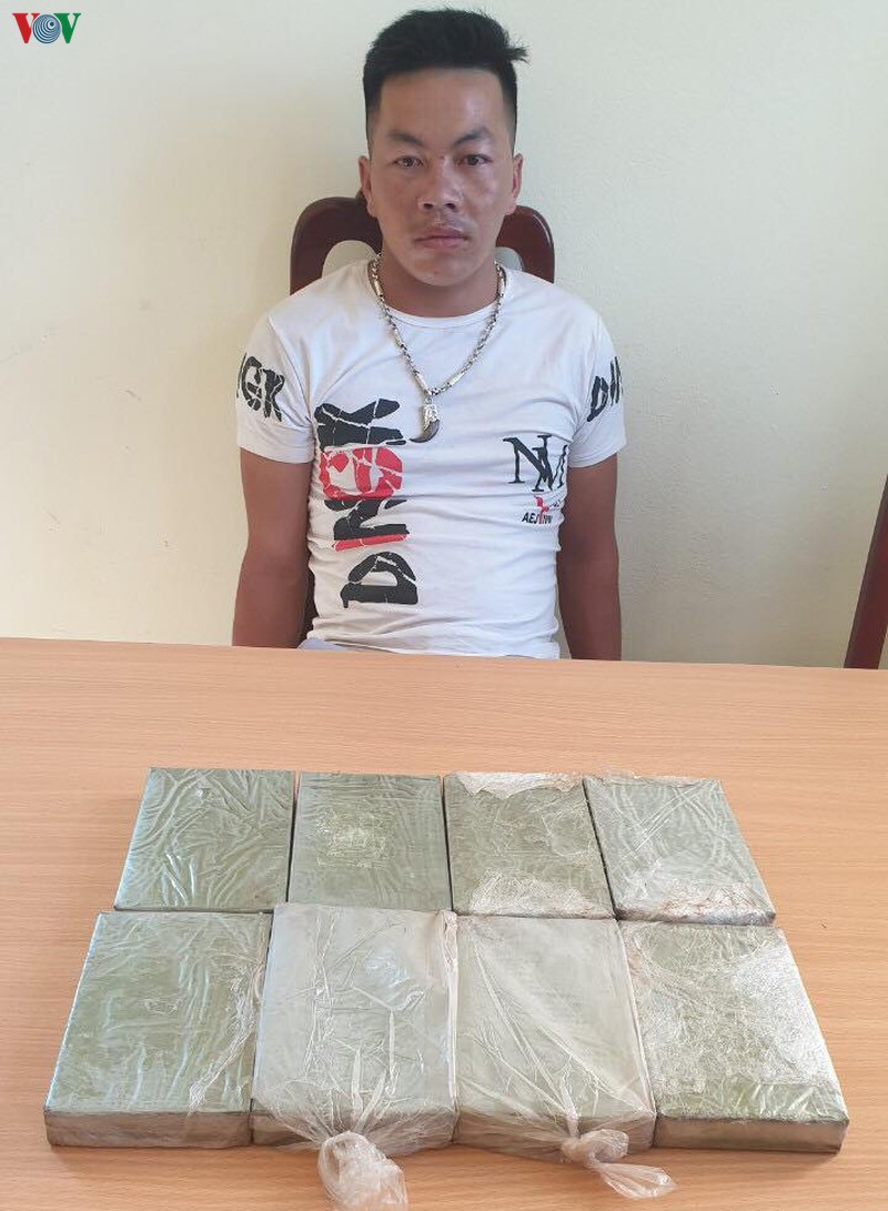 điện biên: bắt giữ một đối tượng mua bán trái phép 8 bánh heroin hình 1 dien bien: bat giu mot doi tuong mua ban trai phep 8 banh heroin hinh 1