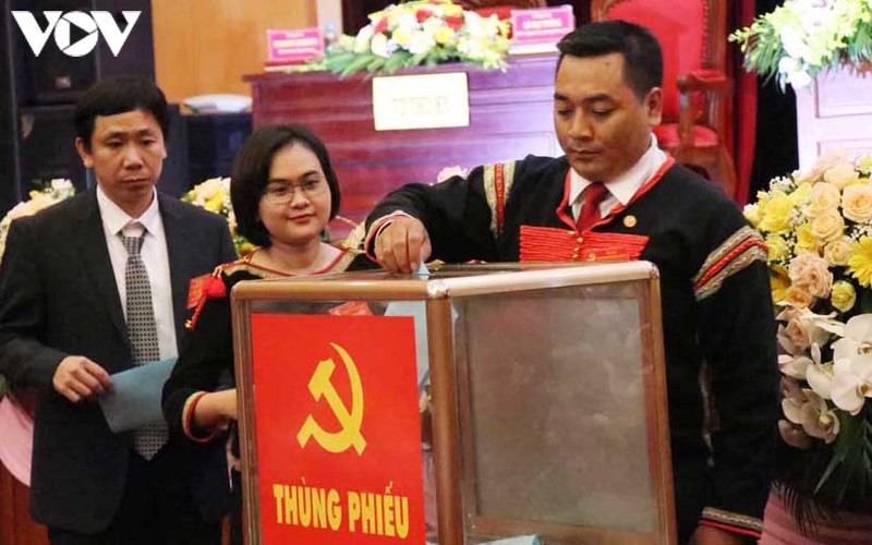 ong tu thai giang tai cu chuc bi thu thanh uy thanh pho buon ma thuot hinh 2