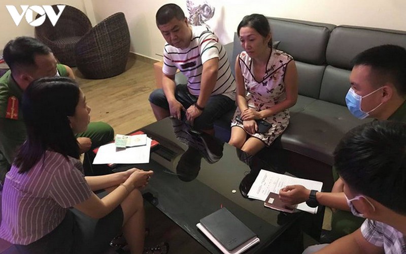 truy to vu to chuc cho nguoi khac nhap canh viet nam trai phep hinh 1