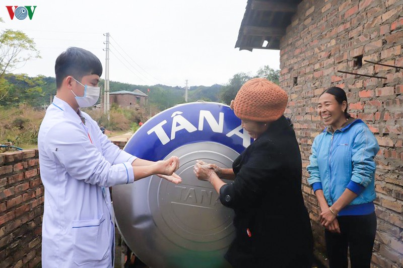 truyen thanh co so dong hanh voi nguoi dan vung bien phong dich covid-19 hinh 2