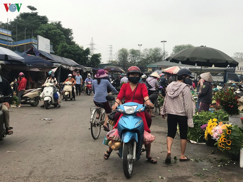 anh: nguoi ha noi binh tinh trong nhung ngay "chong giac" covid-19 hinh 11