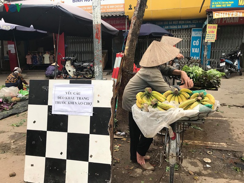 anh: nguoi ha noi binh tinh trong nhung ngay "chong giac" covid-19 hinh 17
