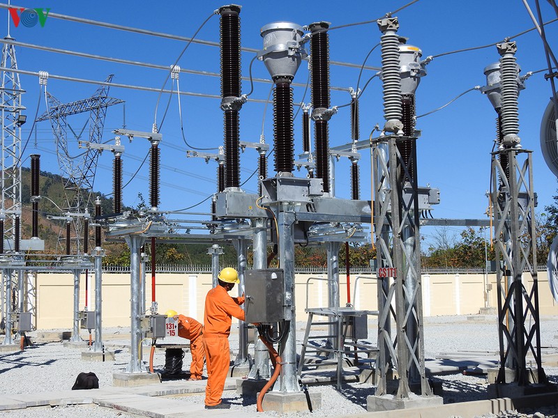 kon tum dam bao cap dien cho co so y te, khu cach ly phong dich covid-19 hinh 1