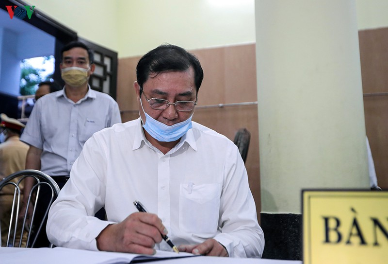 chum anh: nghen ngao nguoi than, dong doi tien biet 2 chien sy hy sinh hinh 5