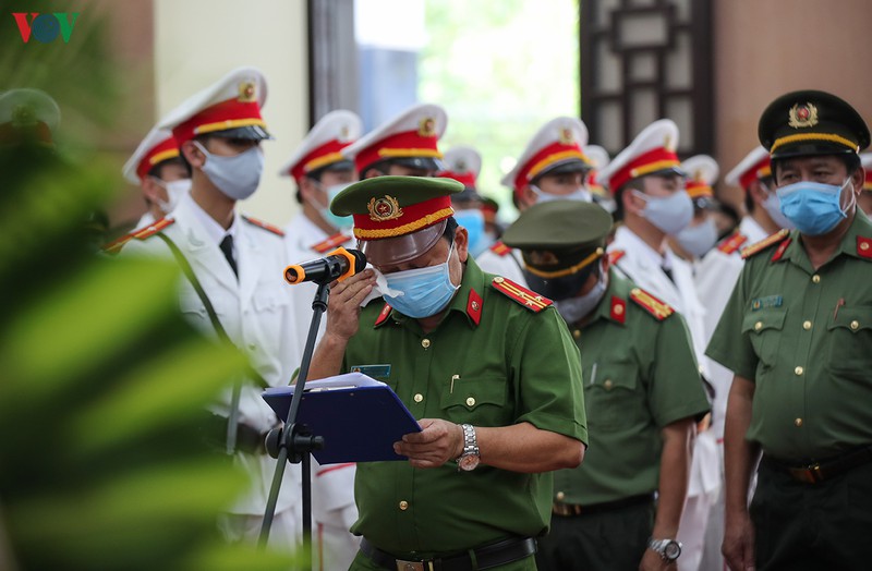 chum anh: nghen ngao nguoi than, dong doi tien biet 2 chien sy hy sinh hinh 7