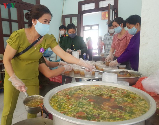 am tinh que huong danh cho nhung nguoi cach ly o quang nam hinh 5