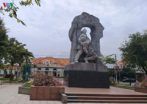 giu  nguyen trang nha ga nha trang de phuc vu cong dong hinh 2