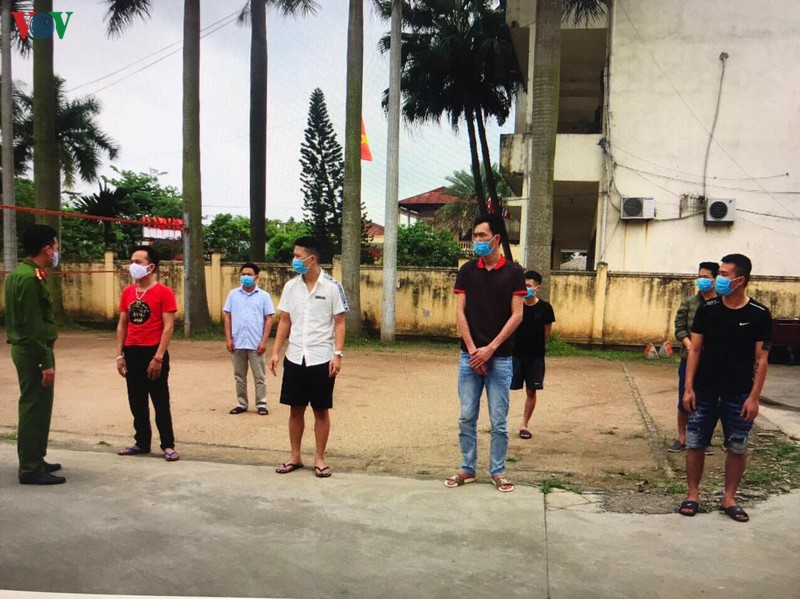hai duong bat o bac lon voi 15 con bac va hon 300 trieu dong  hinh 1
