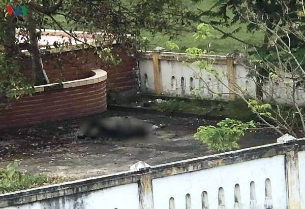 phat hien 1 thi the bi chay trong nghia trang liet si o quang binh hinh 1