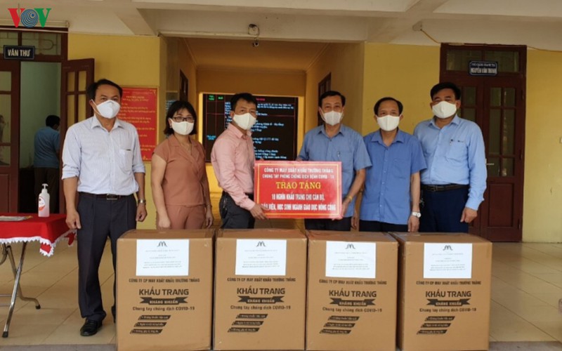 ngay dau tien hoc sinh thcs, thpt o thanh hoa di hoc tro lai hinh 2