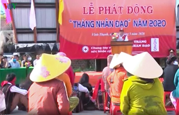 "phien cho 0 dong" ve voi dong bao dan toc ngheo o binh dinh hinh 1
