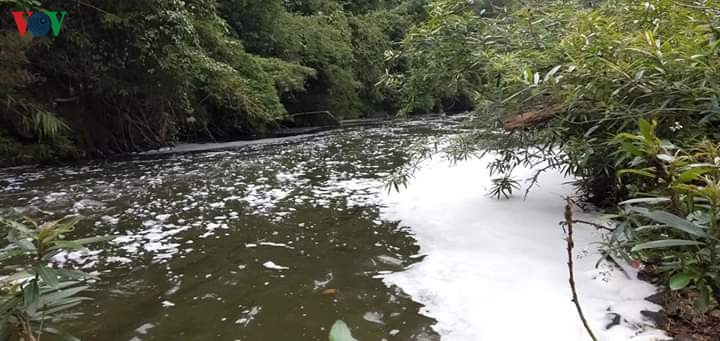 bac kan: tieng keu cuu tu dong song pho day hinh 2