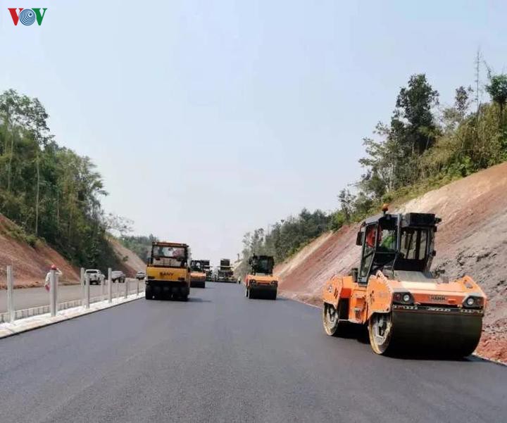 chinh phu lao cho phep doanh nghiep hoat dong tro lai hinh 1
