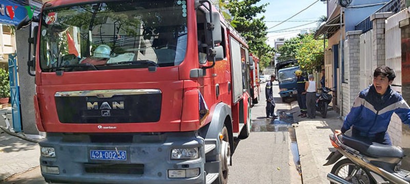 chay tai truong trung hoc co so le hong phong o da nang hinh 3