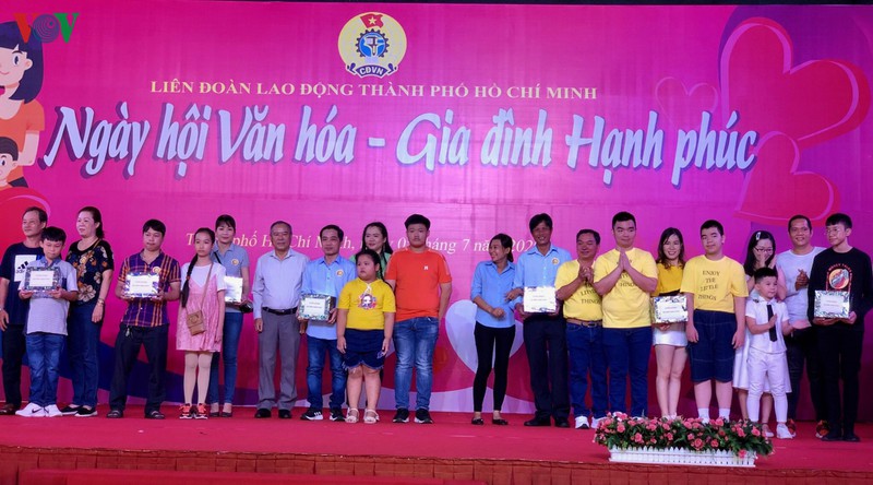 350 gia dinh cnvc-ld du ngay hoi gia dinh van hoa -hanh phuc tphcm hinh 2