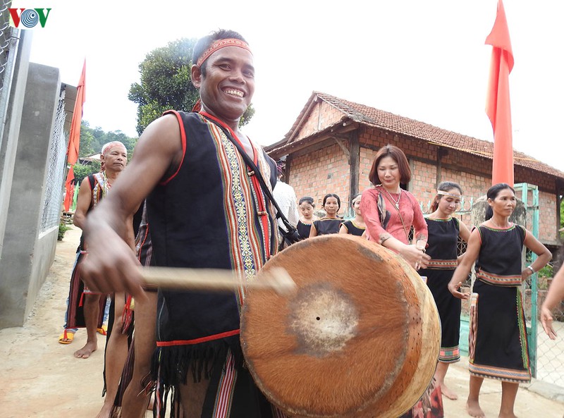 kich cau du lich, kon tum ra mat lang du lich cong dong kon ko tu hinh 4