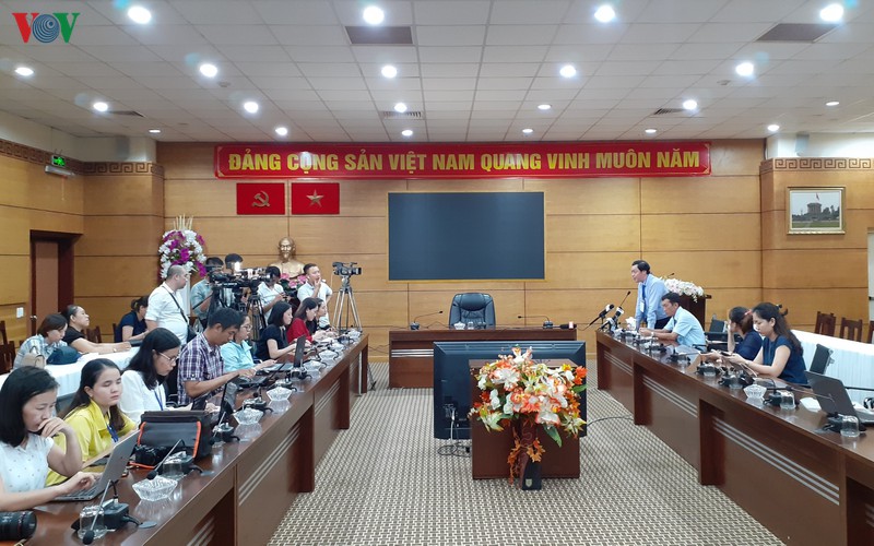 thi tuyen sinh vao lop 10 o tphcm: mon ngoai ngu kha de hinh 4
