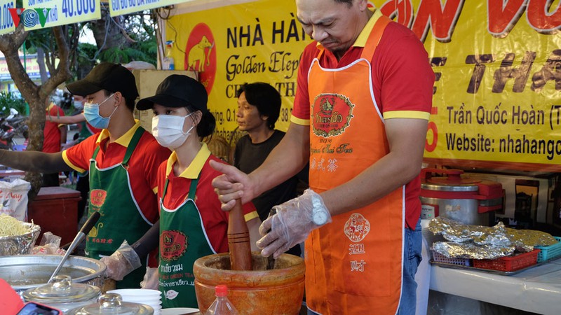 anh: doc dao am thuc cua cac nuoc tai ngay hoi du lich tphcm hinh 10