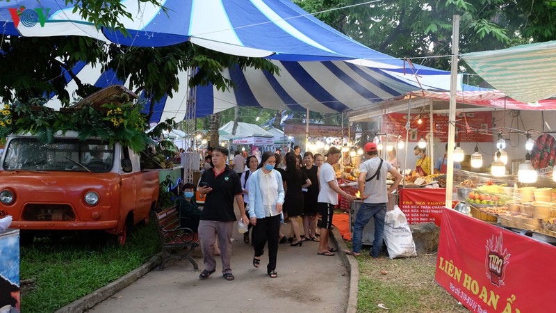 anh: doc dao am thuc cua cac nuoc tai ngay hoi du lich tphcm hinh 12