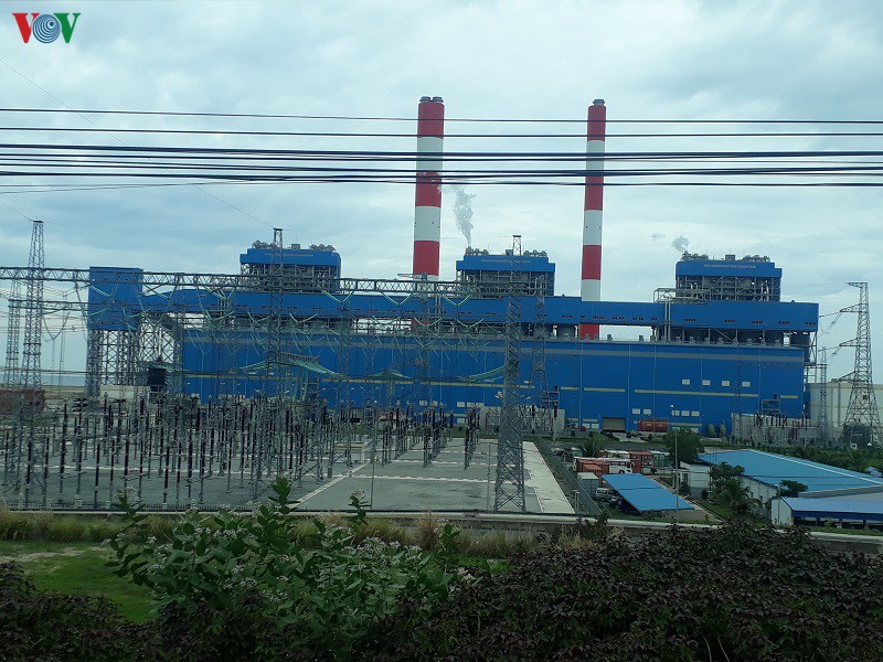 dan kho vi van de moi truong o trung tam dien luc vinh tan hinh 5