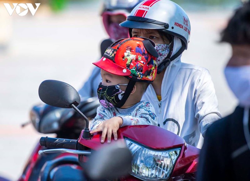hinh anh thi sinh o hue trong buoi thi tot nghiep dau tien hinh 4