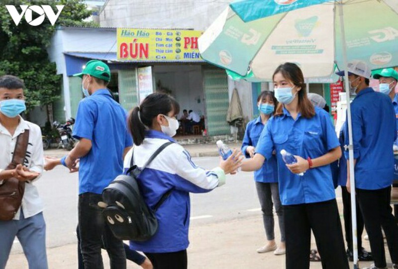suat an mien phi tiep suc thi sinh o huyen bien gioi sop cop, son la hinh 3