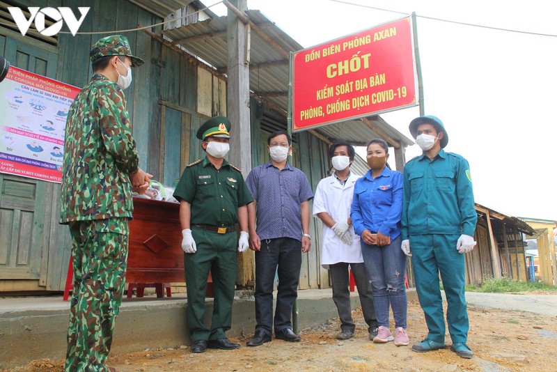 ngan chan nguoi nhap canh trai phep tuyen bien gioi quang nam hinh 1