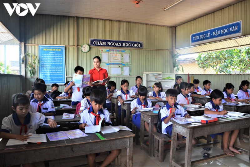 an giang len ke hoach don hon 1.000 hoc sinh tu campuchia ve nhap hoc hinh 1