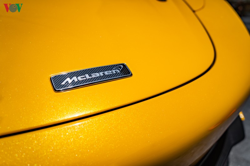 mclaren 720s spider khoe dang tren duong pho sai gon hinh 5